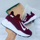 Tenis con Calcetín Nike - QuieroMás Magazine