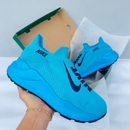 Tenis con Calcetín Nike - QuieroMás Magazine