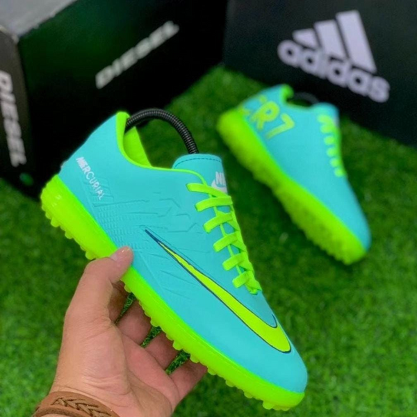 Nike Mercurial CR7 Society - QuieroMás Magazine