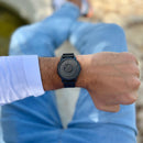 Reloj MAGNETO™ Negro - QuieroMás Magazine